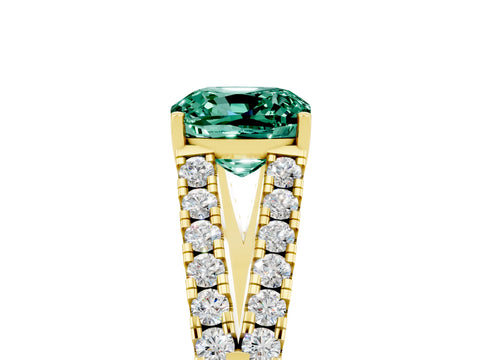 Yellow gold Cushion Cut Green Sapphire Split Shank Pavé Engagement Ring with Four-Prong Setting_17