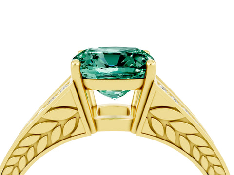 Yellow gold Cushion Cut Green Sapphire Split Shank Ring with Pavé Band and Four-Prong Setting_4