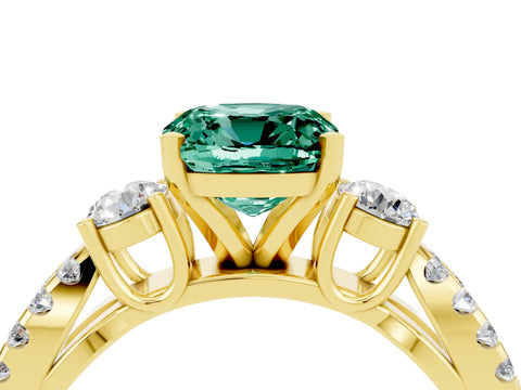 Yellow gold Cushion Cut Green Sapphire Three-Stone Ring with Pavé Split Shank and Four-Prong Setting_16