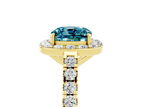 Yellow gold Cushion Cut Halo Diamond Ring with Pavé Band and Three-Prong Setting_5