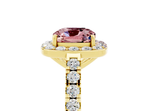 Yellow gold Cushion Cut Halo Diamond Ring with Pavé Band and Three-Prong Setting_5