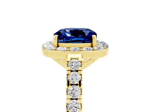Yellow gold Cushion Cut Halo Diamond Ring with Pavé Band and Three-Prong Setting_5