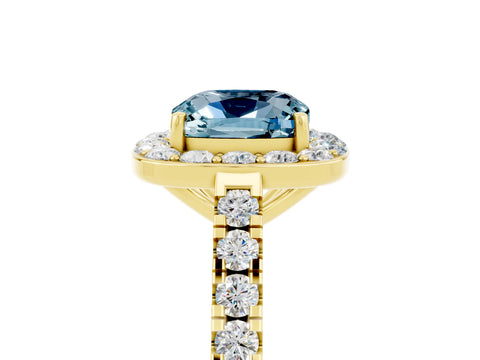 Yellow gold Cushion Cut Halo Diamond Ring with Pavé Band and Three-Prong Setting_5