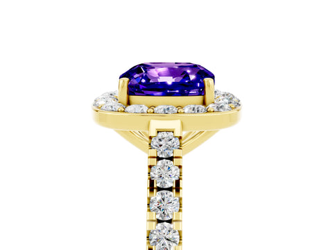 Yellow gold Cushion Cut Halo Diamond Ring with Pavé Band and Three-Prong Setting_5