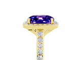 Yellow gold Cushion Cut Halo Round Diamond Pavé Band with Four-Prong Setting_5