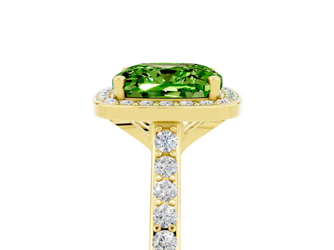 Yellow gold Cushion Cut Halo Round Diamond Pavé Band with Four-Prong Setting_5