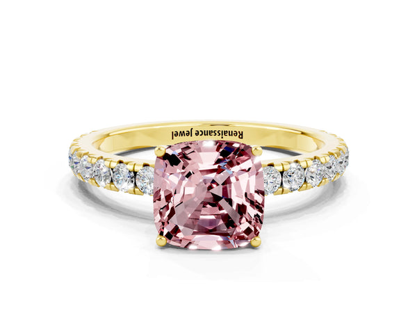 Yellow gold Cushion Cut Morganite Pavé Solitaire Engagement Ring with Four-Prong Setting