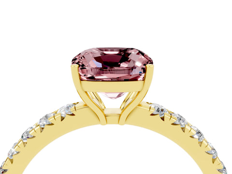 Yellow gold Cushion Cut Morganite Pavé Solitaire Engagement Ring with Four-Prong Setting_16