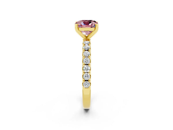Yellow gold Cushion Cut Morganite Solitaire Pavé Band with Four-Prong Setting