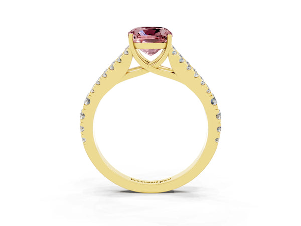 Yellow gold Cushion Cut Morganite Split Shank Pavé Engagement Ring with Four-Prong Setting