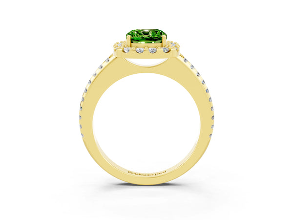 Yellow gold Cushion Cut Peridot Pavé Halo Ring with Four-Prong Setting