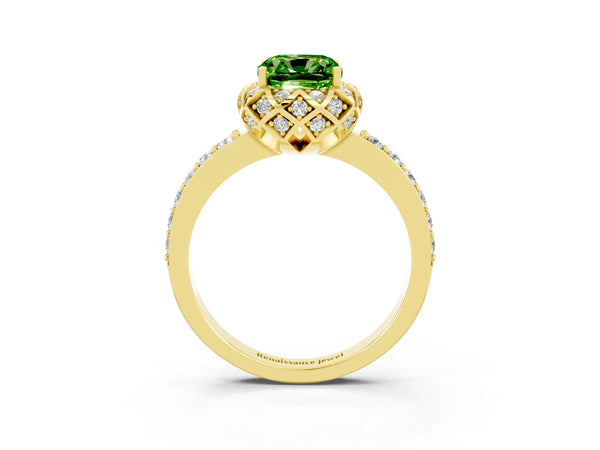 Yellow gold Cushion Cut Peridot Scalloped Halo Engagement Ring with Round Shared Prong Band