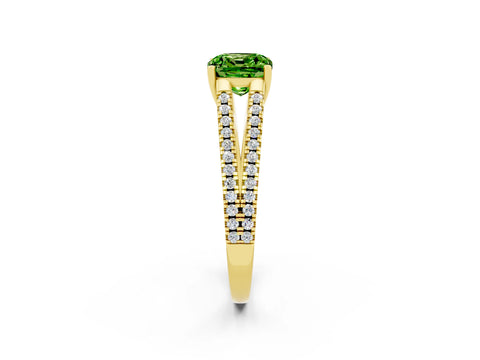 Yellow gold Cushion Cut Peridot Solitaire Engagement Ring with Split Shank Pavé Band_2