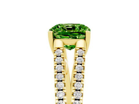 Yellow gold Cushion Cut Peridot Solitaire Engagement Ring with Split Shank Pavé Band_5