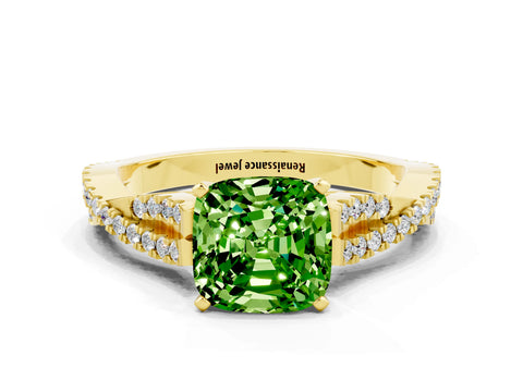 Yellow gold Cushion Cut Peridot Solitaire Engagement Ring with Twisted Pavé Band and Four-Prong Setting_12