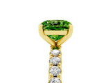 Yellow gold Cushion Cut Peridot Solitaire Pavé Band with Four-Prong Setting_5