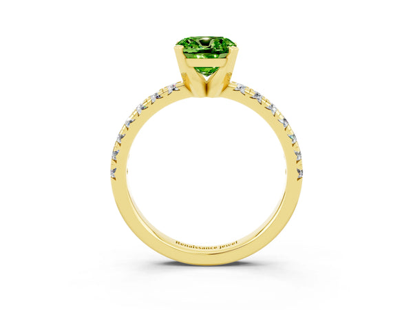 Yellow gold Cushion Cut Peridot Solitaire Pavé Engagement Ring with Round Band and Prong Setting