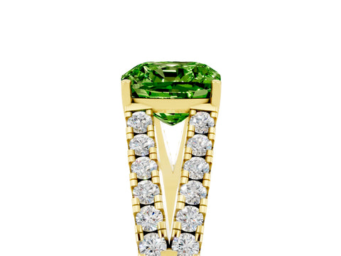 Yellow gold Cushion Cut Peridot Split Shank Pavé Engagement Ring with Four-Prong Setting_17
