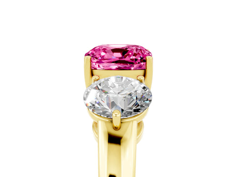 Yellow gold Cushion Cut Pink Sapphire Three-Stone Ring with Prong Setting and Classic Band_5