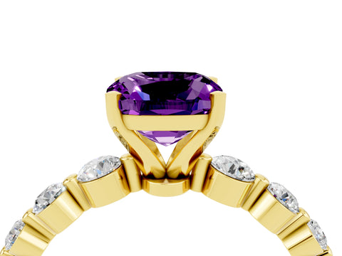 Yellow gold Cushion Cut Solitaire Amethyst Ring with Pave Band and Four-Prong Setting_4
