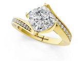 Yellow gold Cushion Cut Solitaire Diamond Twist Band with Pavé Setting and Four-Prong Setting_8