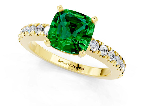 Yellow gold Cushion Cut Solitaire Emerald with Pavé Band and Four-Prong Setting