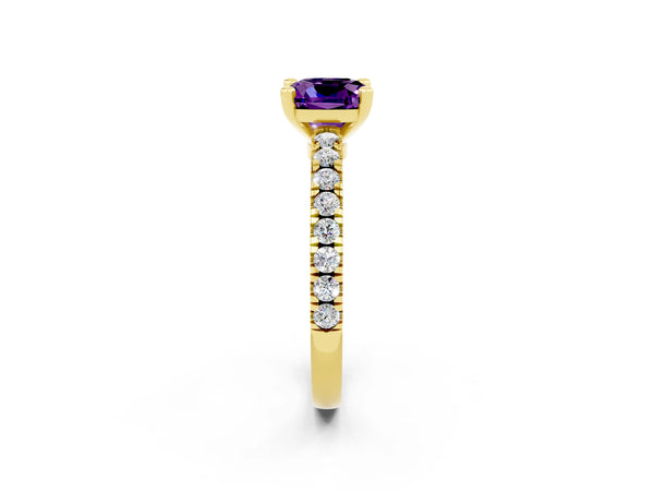 Yellow gold Cushion Cut Solitaire Amethyst with Pavé Band and Four-Prong Setting