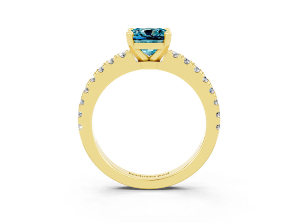 Yellow gold Cushion Cut Solitaire Diamond with Pavé Band and Four-Prong Setting