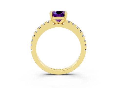 Yellow gold Cushion Cut Solitaire Diamond with Pavé Band and Four-Prong Setting_3