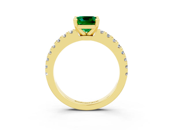 Yellow gold Cushion Cut Solitaire Emerald with Pavé Band and Four-Prong Setting