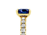 Yellow gold Cushion Cut Solitaire Diamond with Pavé Band and Four-Prong Setting_5