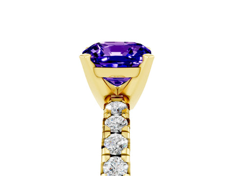 Yellow gold Cushion Cut Solitaire Pave Diamond Engagement Ring with Four-Prong Setting_5
