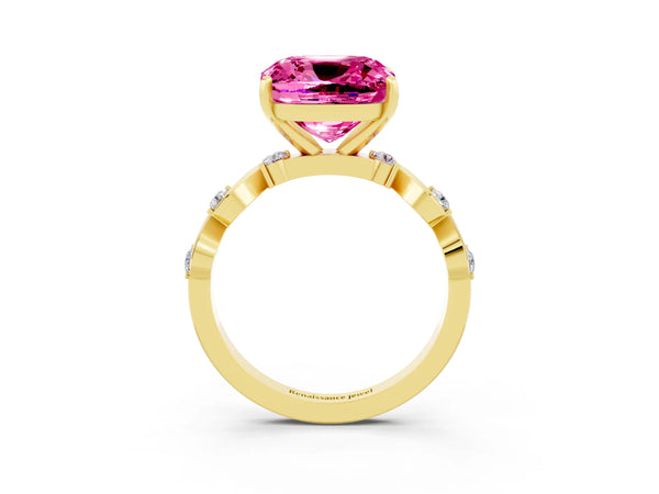 Yellow gold Cushion Cut Solitaire Twisted Band with Prong Setting