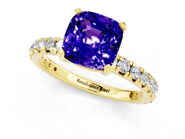 Yellow gold Cushion Cut Tanzanite Pavé Solitaire Ring with Round Band and Prong Setting