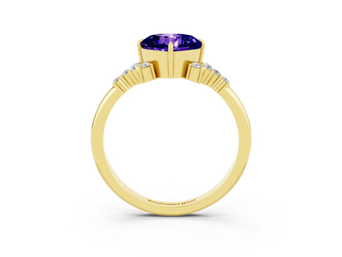 Yellow gold Cushion Cut Tanzanite Ring with Side Stones and Four-Prong Setting_39