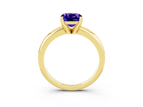 Yellow gold Cushion Cut Tanzanite Solitaire Engagement Ring with Round Band and Four-Prong Setting_3