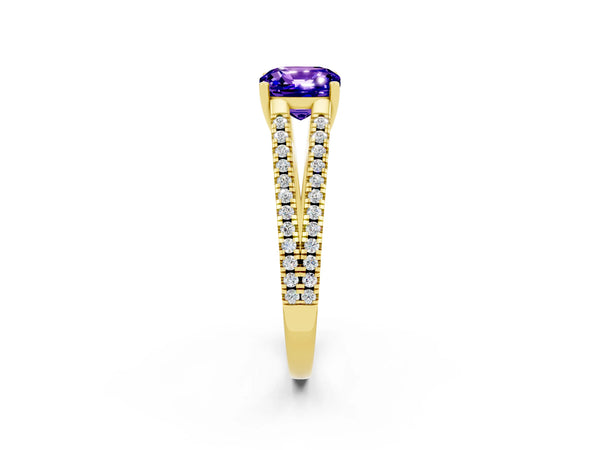 Yellow gold Cushion Cut Tanzanite Solitaire Engagement Ring with Split Shank Pavé Band