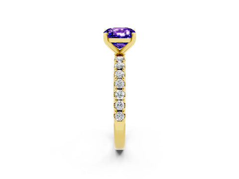 Yellow gold Cushion Cut Tanzanite Solitaire Pavé Band with Four-Prong Setting_2