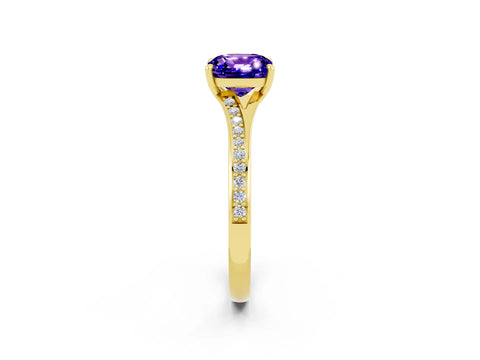 Yellow gold Cushion Cut Tanzanite Solitaire Ring with Pavé Band and Prong Setting_2