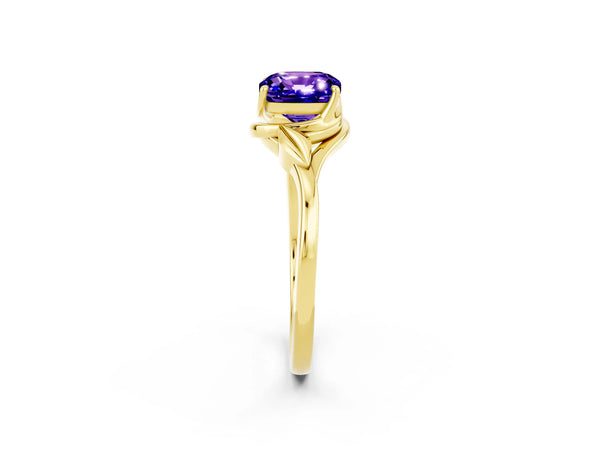 Yellow gold Cushion Cut Tanzanite Solitaire Ring with Twist Band and Four-Prong Setting