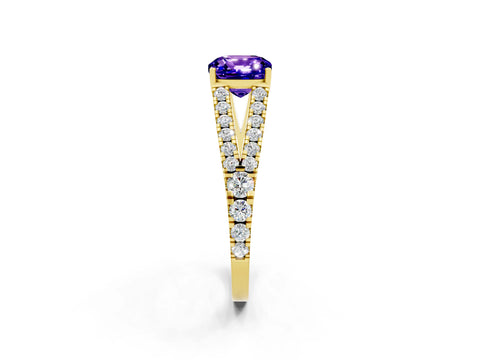 Yellow gold Cushion Cut Tanzanite Split Shank Pavé Engagement Ring with Four-Prong Setting_14