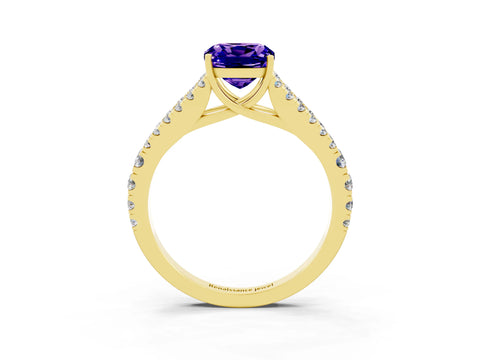 Yellow gold Cushion Cut Tanzanite Split Shank Pavé Engagement Ring with Four-Prong Setting_15