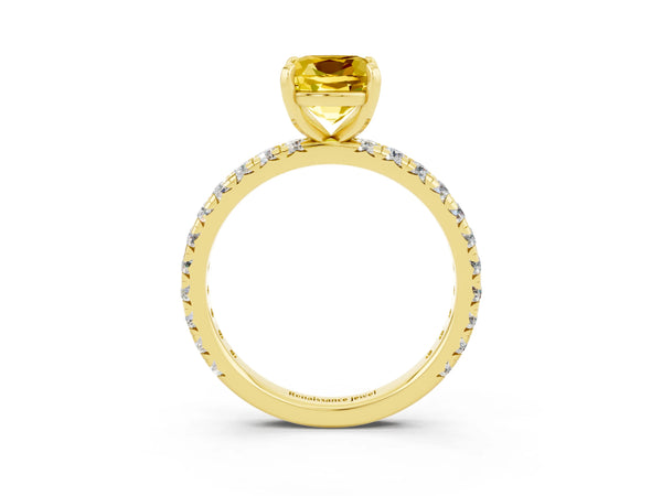 Yellow gold Cushion Cut Yellow Sapphire Pavé Solitaire Ring with Round Band and Prong Setting