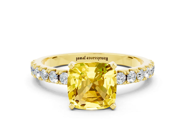 Yellow gold Cushion Cut Yellow Sapphire Solitaire Pavé Band with Four-Prong Setting