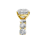 Yellow gold Cushion Diamond Pavé Band Solitaire with Four-Prong Setting_21