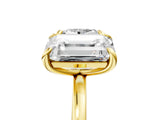 Yellow gold Cushion and Emerald Toi Moi Ring with Prong Setting and Plain Band 5