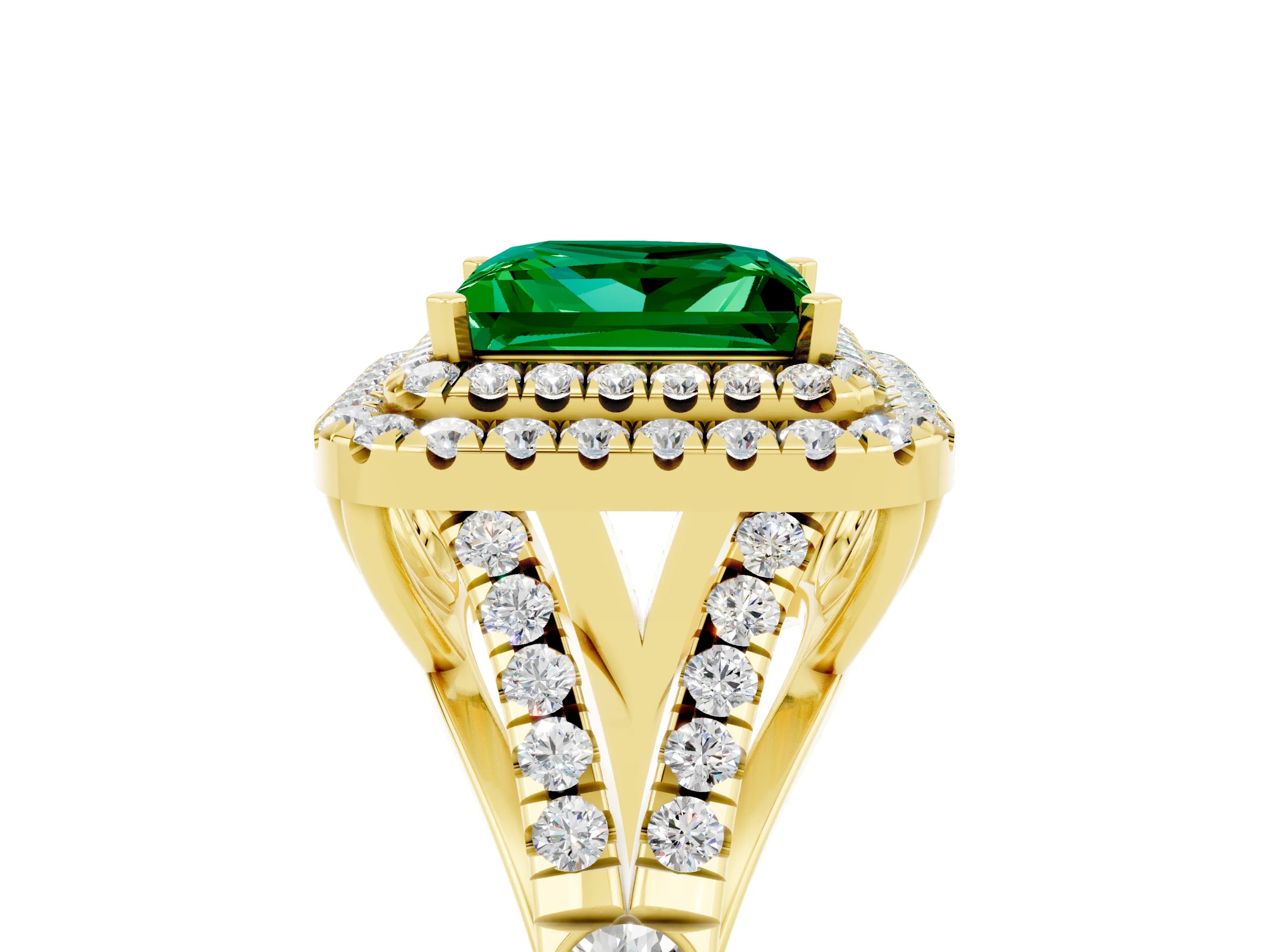 Yellow gold Double Halo Princess Cut Emerald Pavé Split Shank Ring with Prong Setting_5