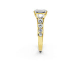 Yellow gold Emerald Brilliant Diamond Pavé Band with Six-Prong Setting_5