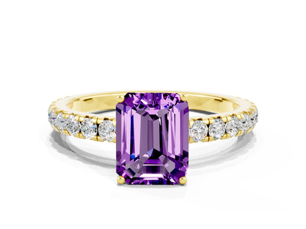 Yellow gold Emerald Cut Amethyst Pavé Solitaire Engagement Ring with Four-Prong Setting