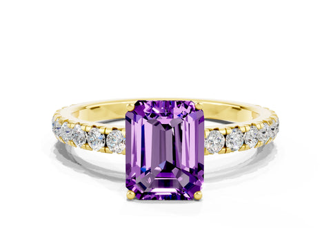 Yellow gold Emerald Cut Amethyst Pavé Solitaire Engagement Ring with Four-Prong Setting_12
